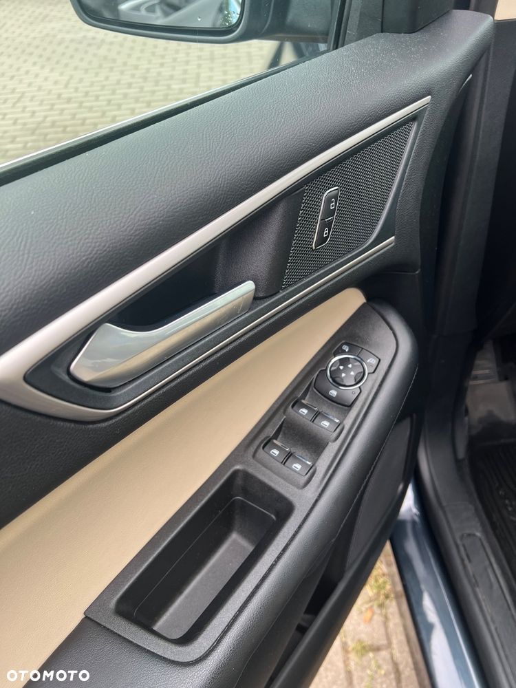 Ford Edge - 14