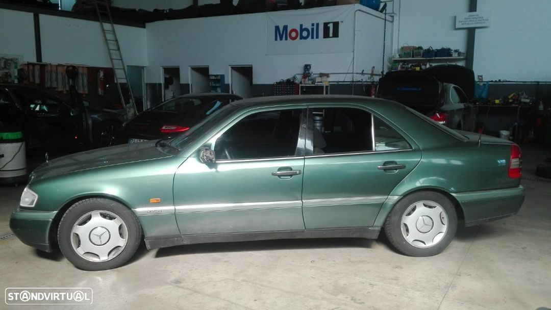 Tablier Mercedes W202 C180 de 1995 - 1