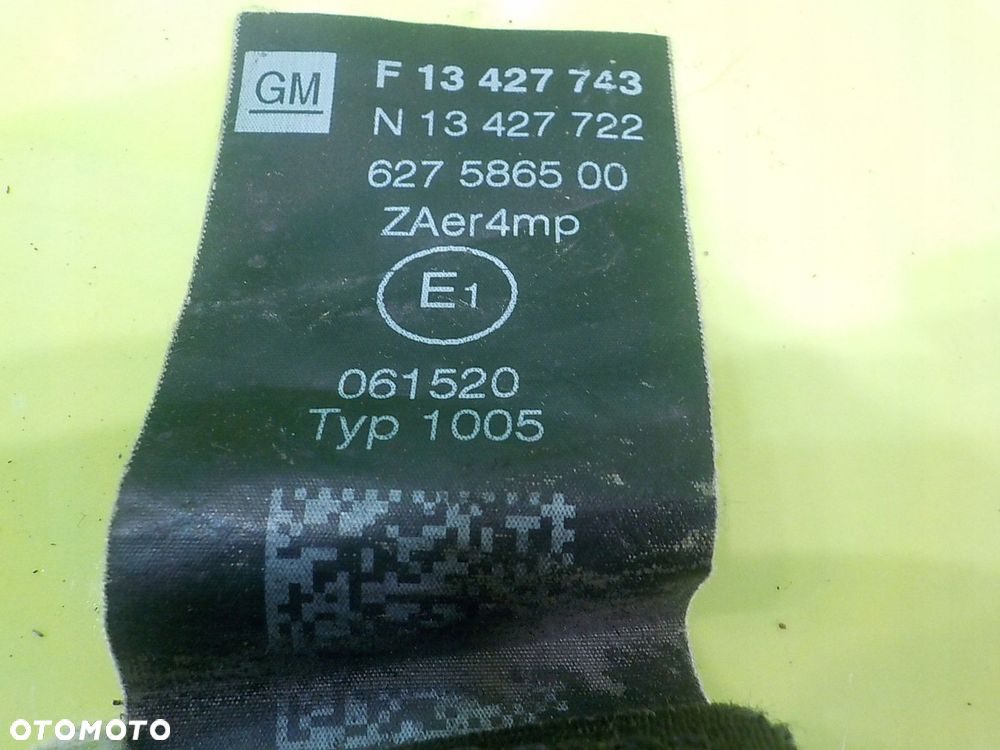 CORSA E 1.4 B 15r 3D pas bezpieczenstwa prawy przod z napinaczem 607707600H - 3