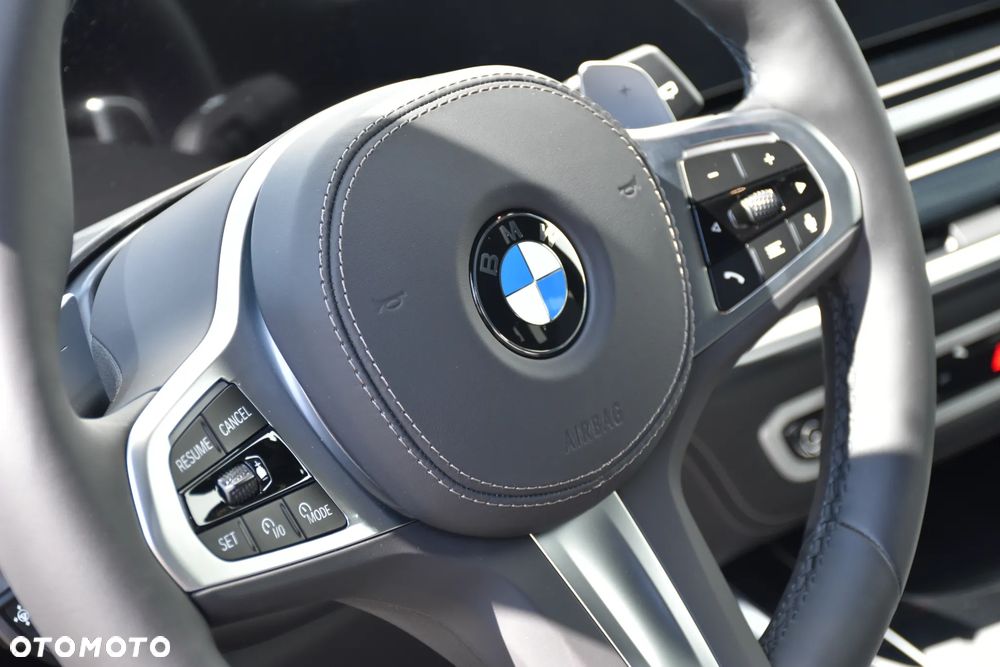 BMW X7 xDrive40d mHEV Individual Edition sport - 19