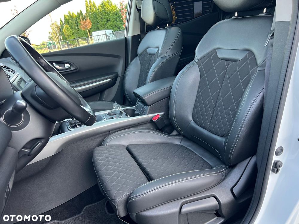 Renault Kadjar TCe 160 EDC GPF INTENS - 16