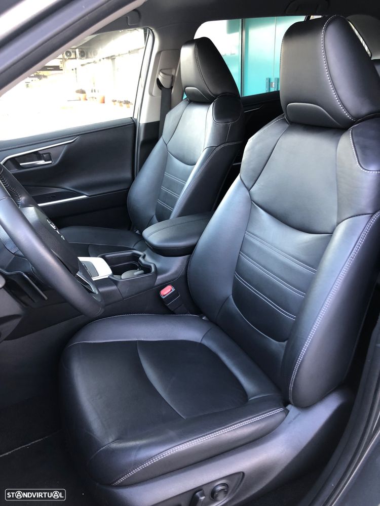 Toyota RAV4 2.5 HDF Exclusive P.Luxury - 23