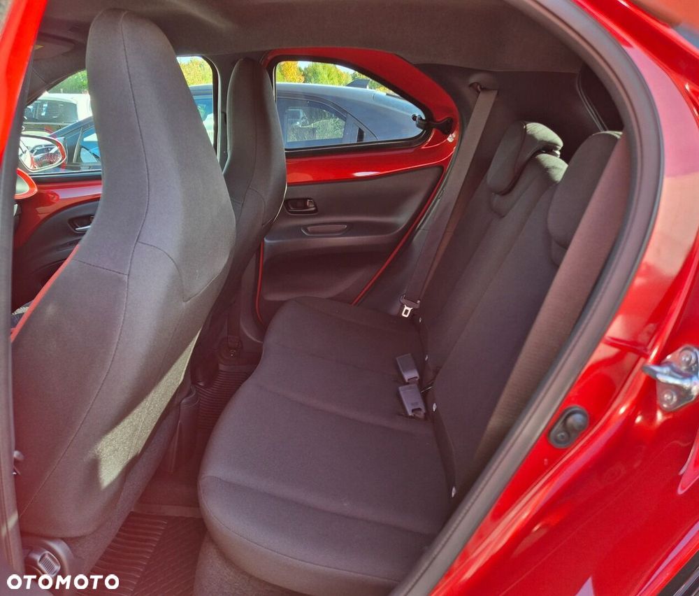 Toyota Aygo X 1.0 VVT-i Style CVT - 11
