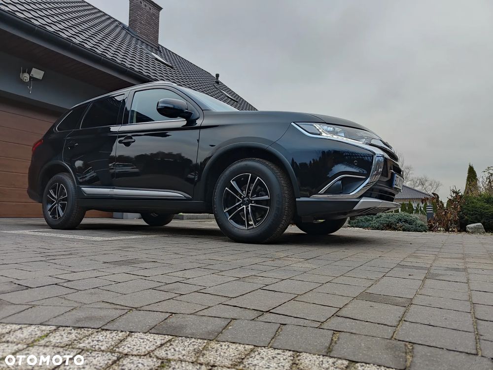 Mitsubishi Outlander 2.0 2WD Invite - 34