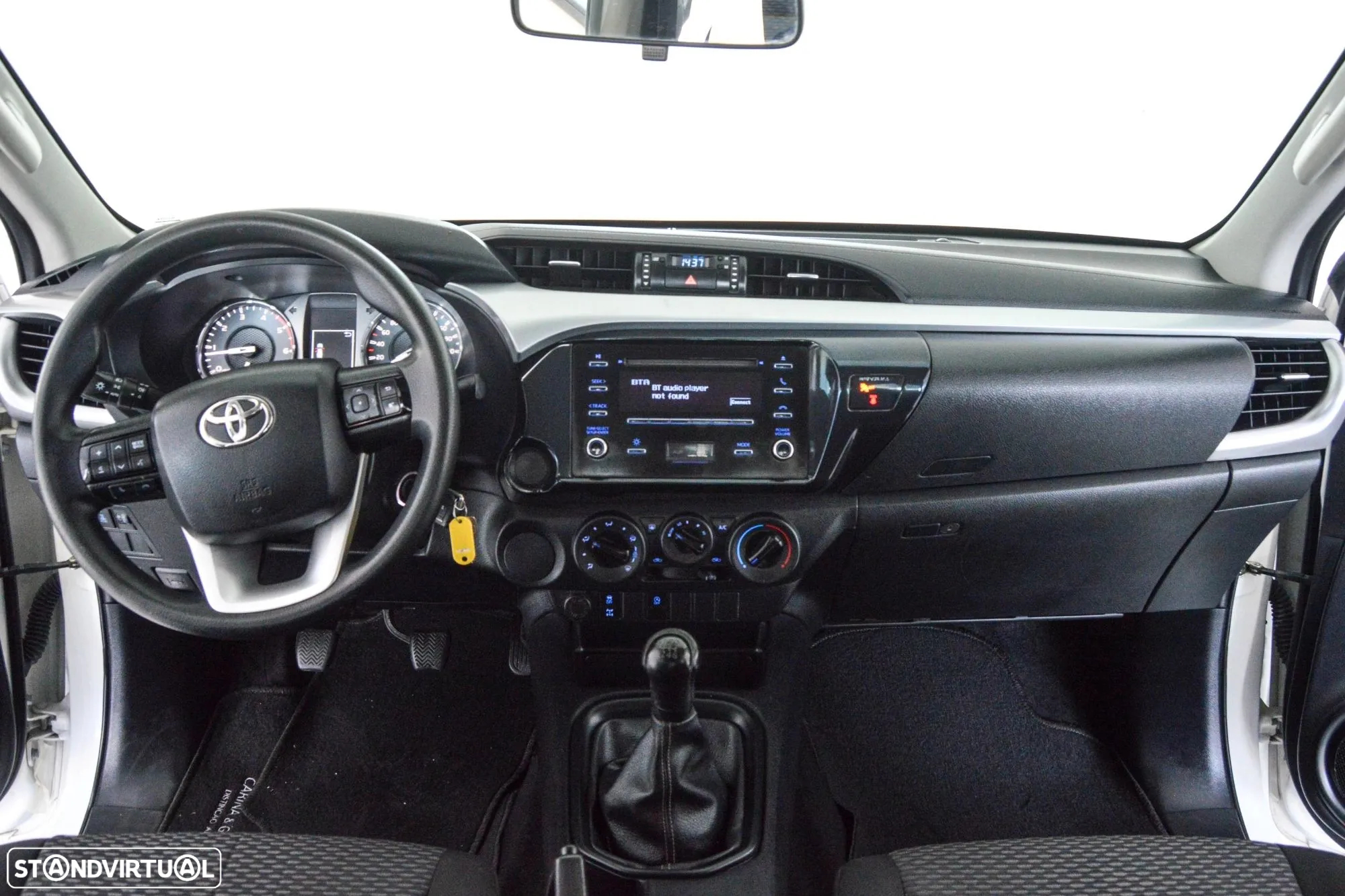 Toyota Hilux 2.4 D-4D 2WD CD CM - 7