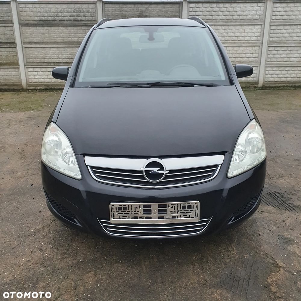 Opel Zafira - 2