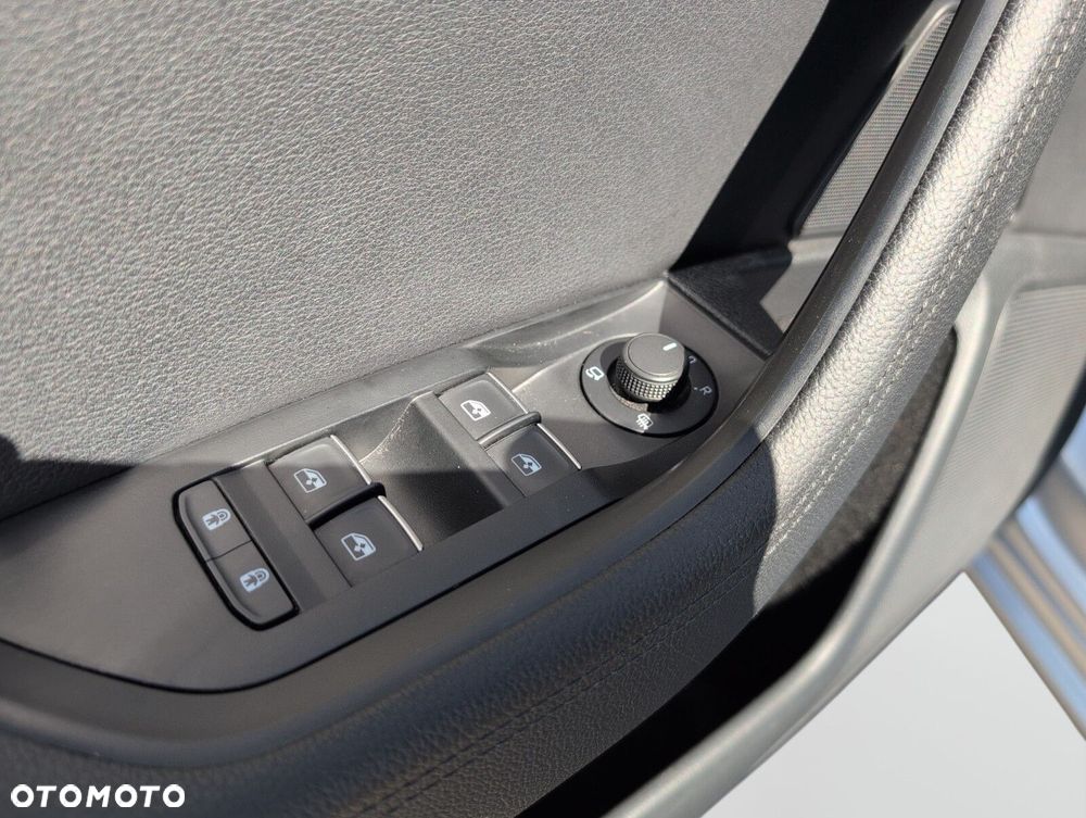 Skoda Superb 2.0 TDI SCR 4x4 L&K DSG - 19