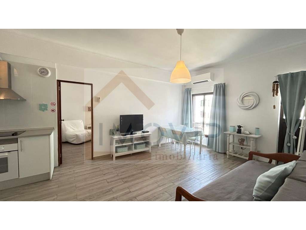 Vende-se T1 totalmente remodelado e mobilado-Monte gordo - Grande imagem: 4/18