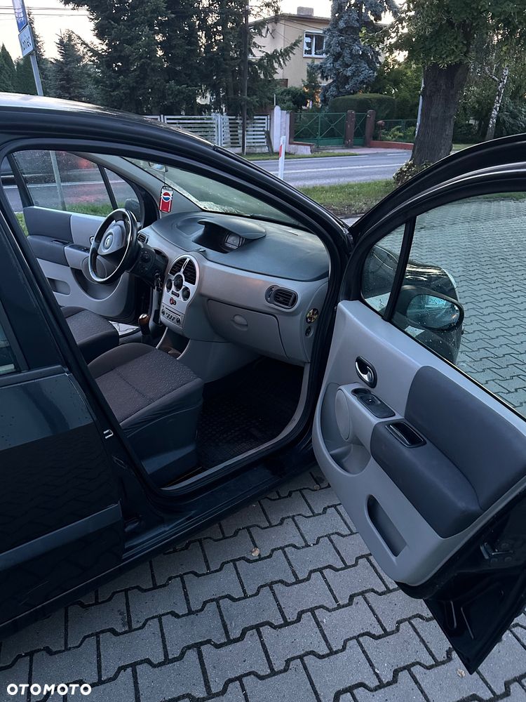 Renault Modus - 11