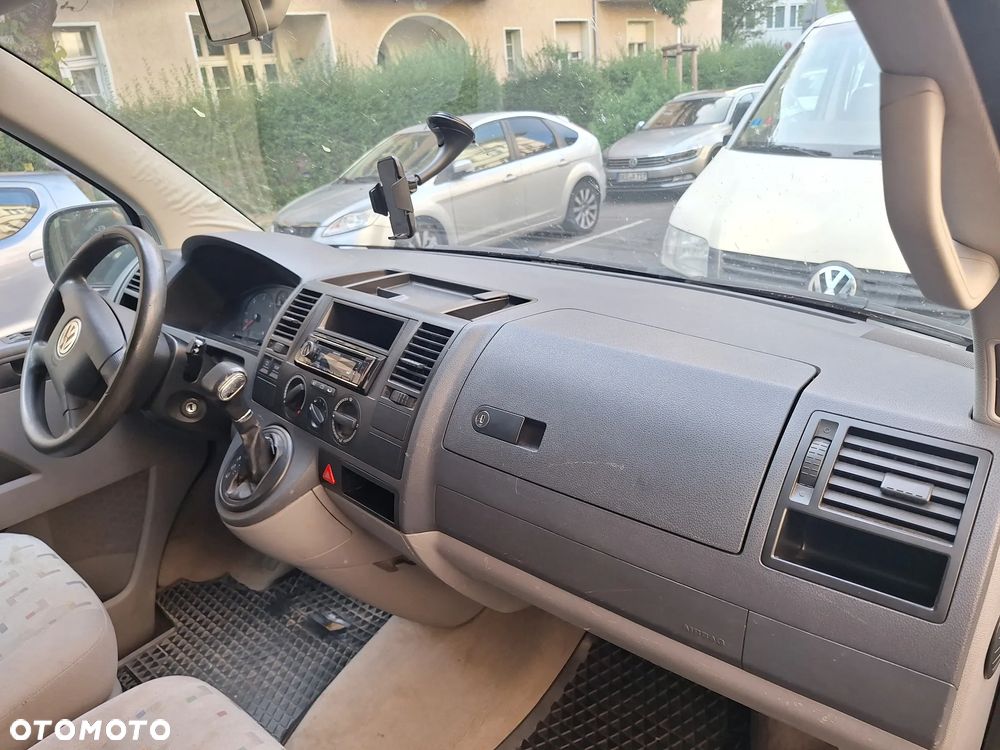 Volkswagen Transporter - 18