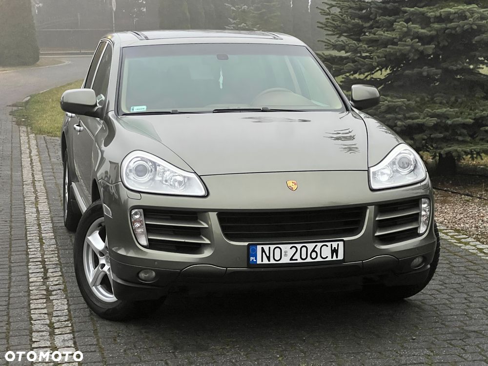 Porsche Cayenne - 11