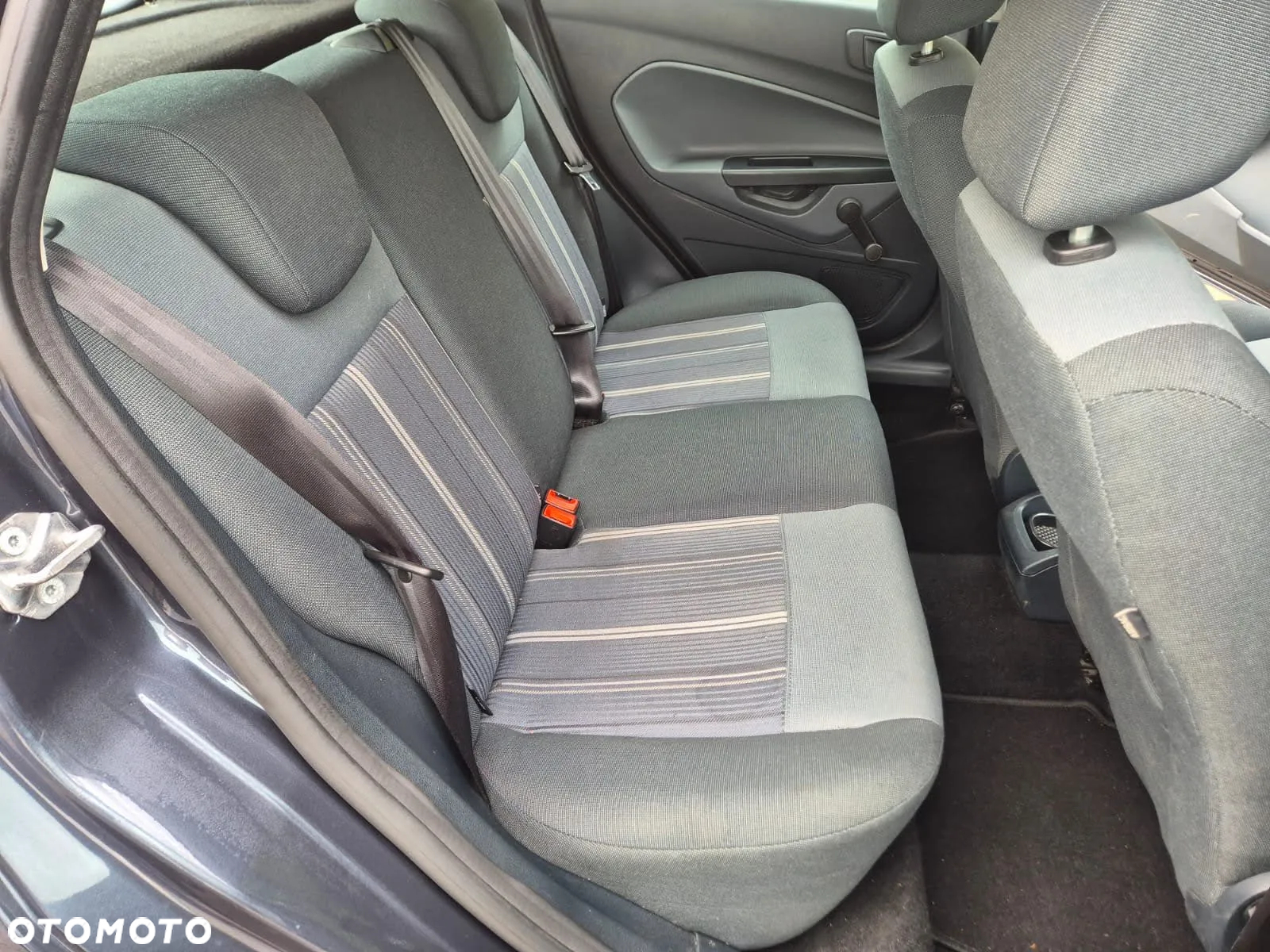 Ford Fiesta - 22
