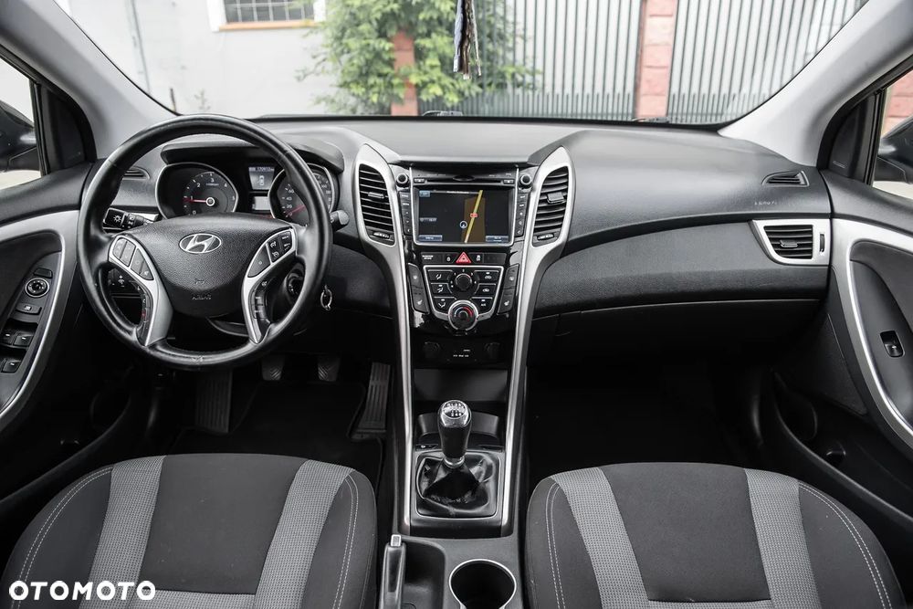 Hyundai i30 - 25