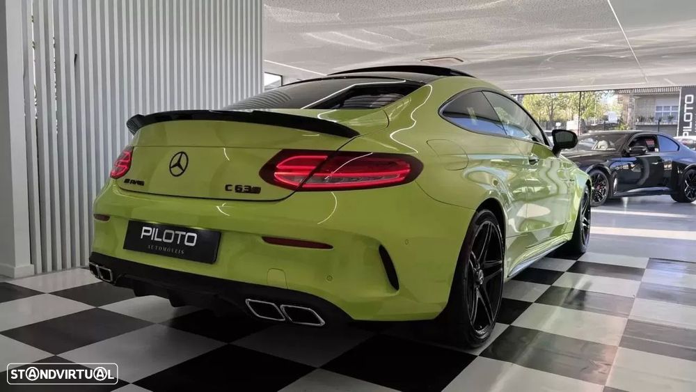 Mercedes-Benz C 63 AMG S - 13