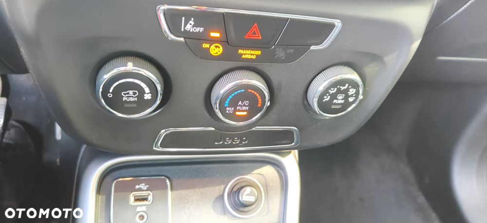 Jeep Compass 1.4 MultiAir Sport - 18