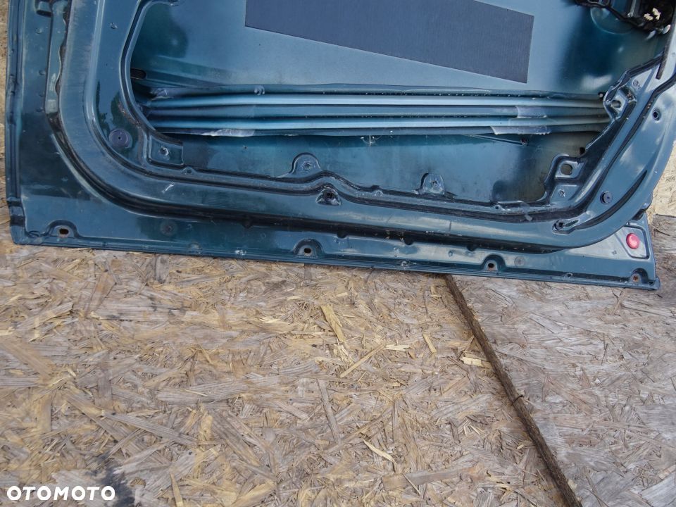 DRZWI PRAWE PRZEDNIE PRZÓD VW PASSAT B5 LC6N - 3