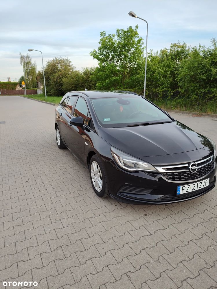 Opel Astra 1.6 D (CDTI) Edition - 1
