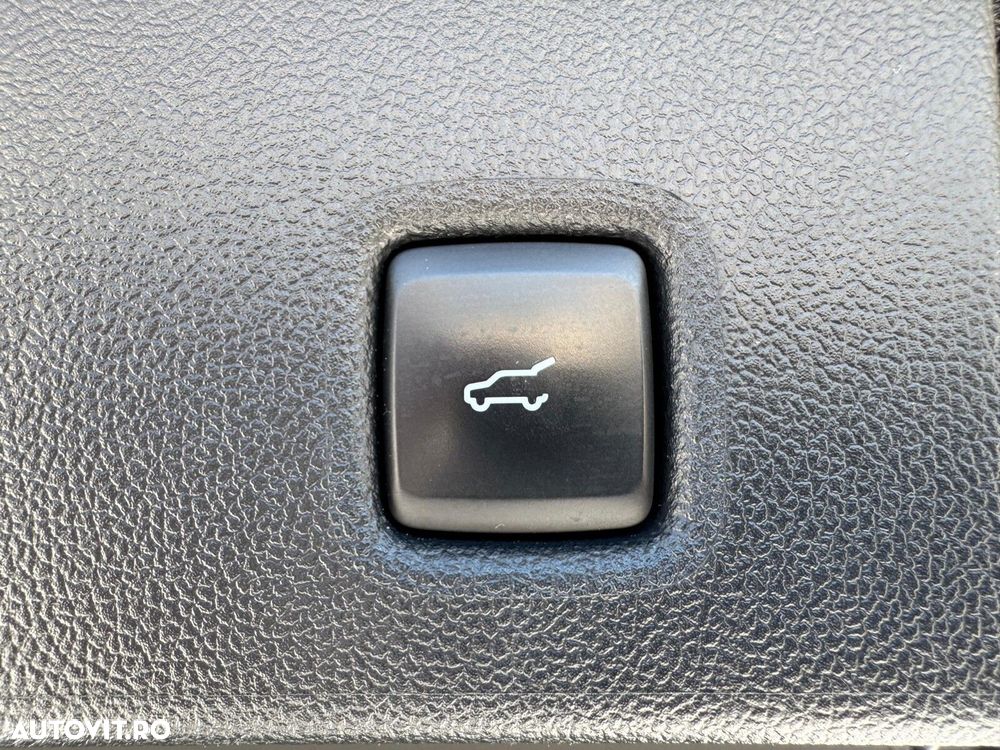 Ford Kuga 2.0 EcoBlue A8 AWD ST Line X - 16