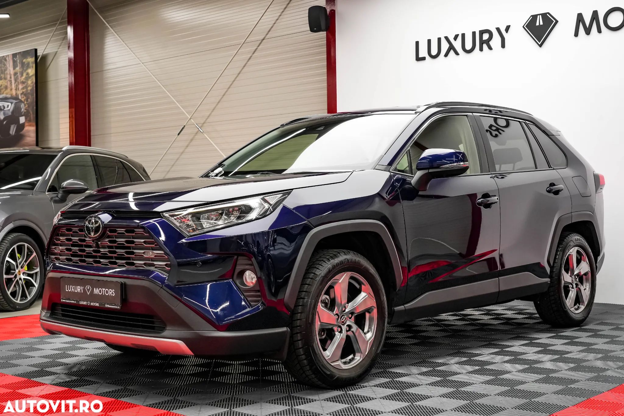 Toyota RAV4 2.0P CVT AWD Luxury - 1