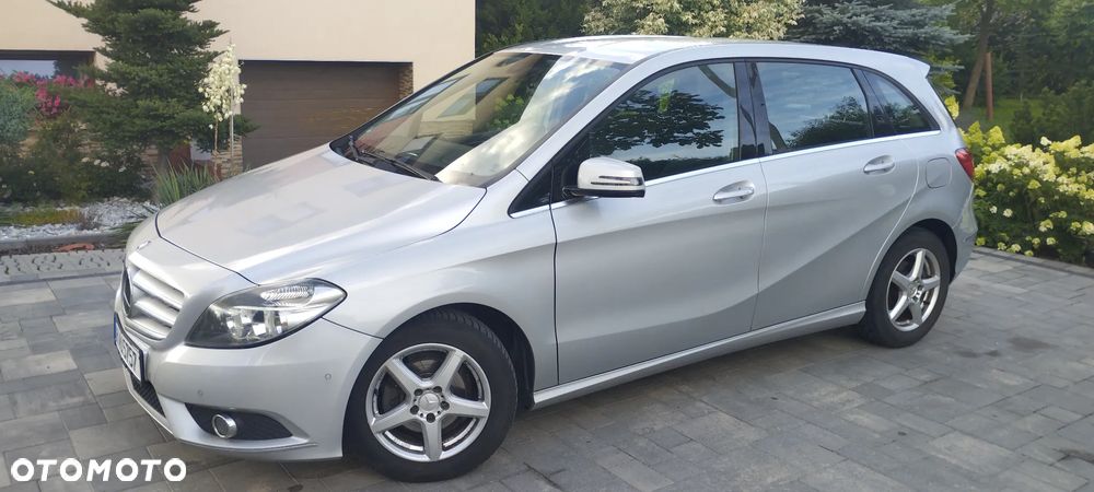 Mercedes-Benz Klasa B 180 CDI (BlueEFFICIENCY) - 18