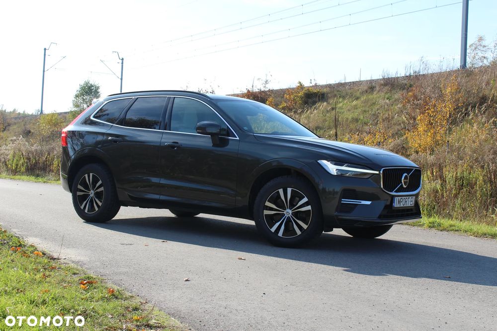 Volvo XC 60 B4 D AWD Geartronic Momentum Pro - 1