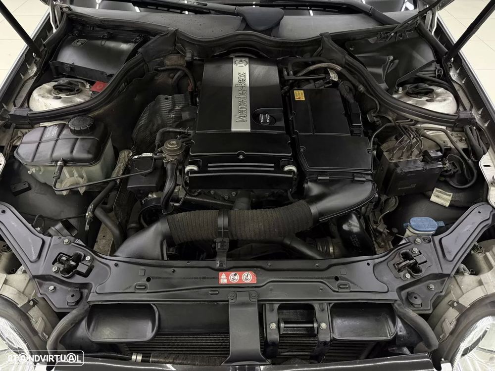 Mercedes-Benz CLK 200 K Avantgarde - 15