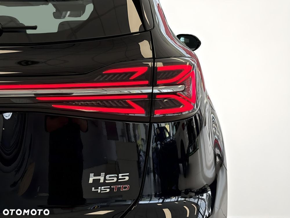 Hongqi HS5 2.0T Executive AWD - 23