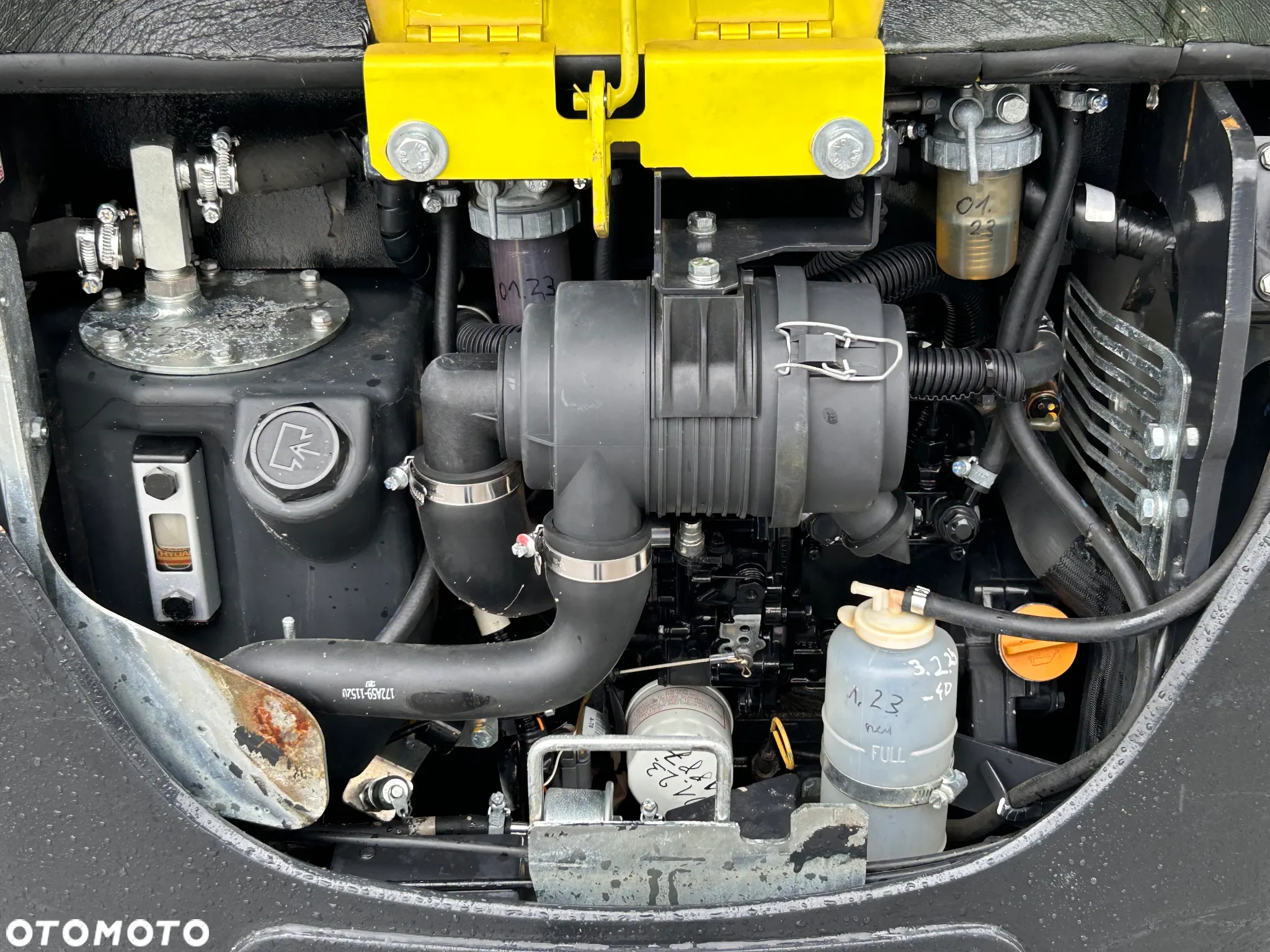 Yanmar SV18 - 12