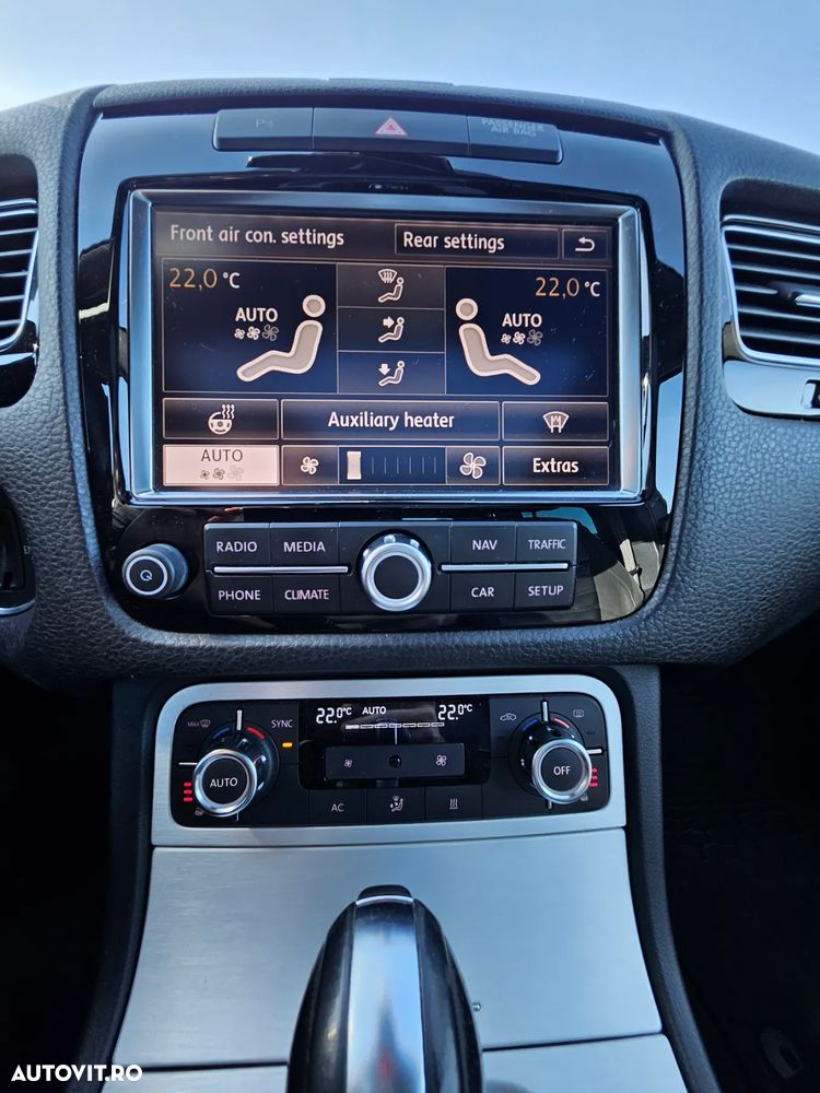 Volkswagen Touareg - 9