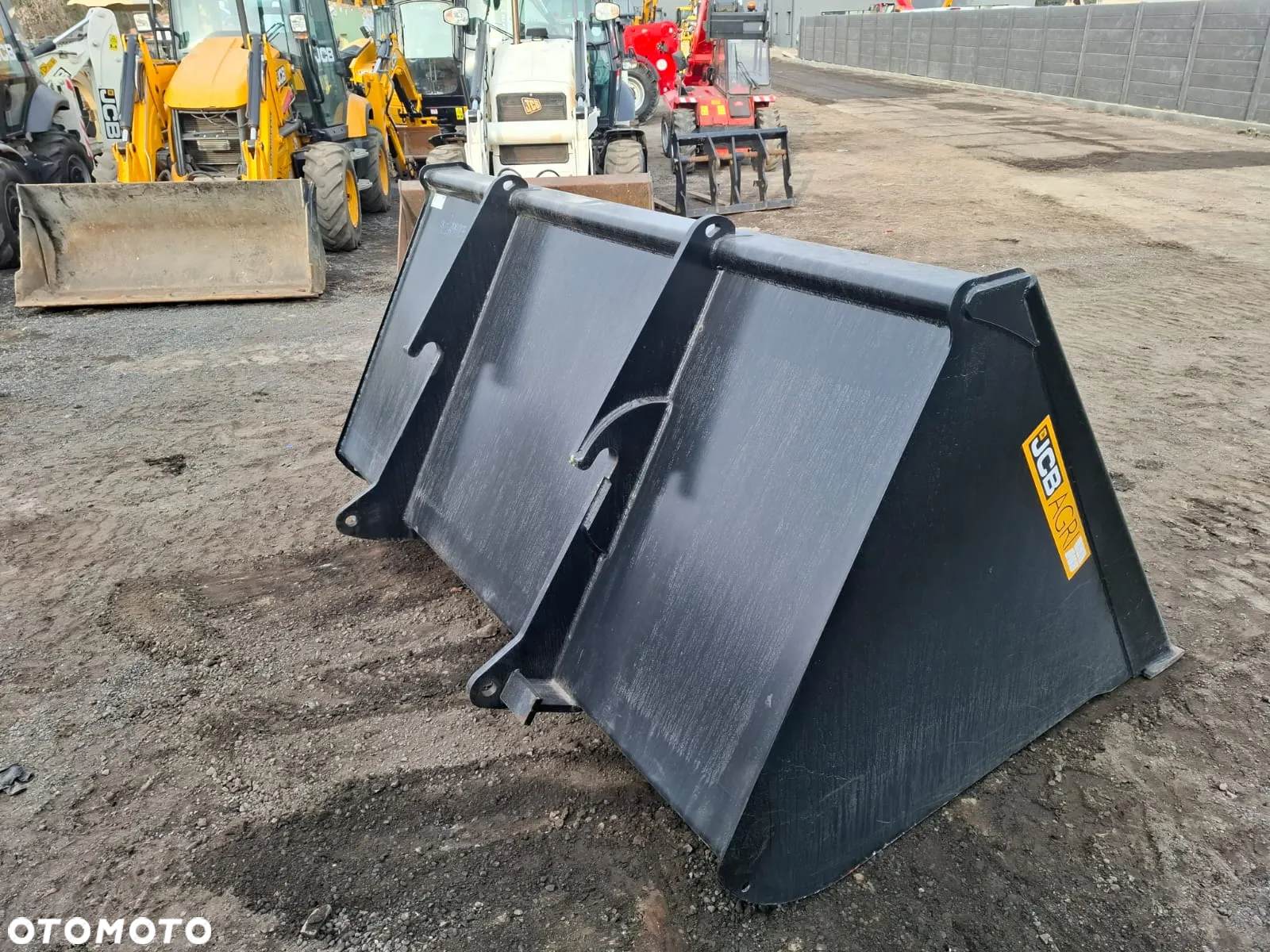 JCB Łyżka oryginalna JCB 2,7 m3 - 6
