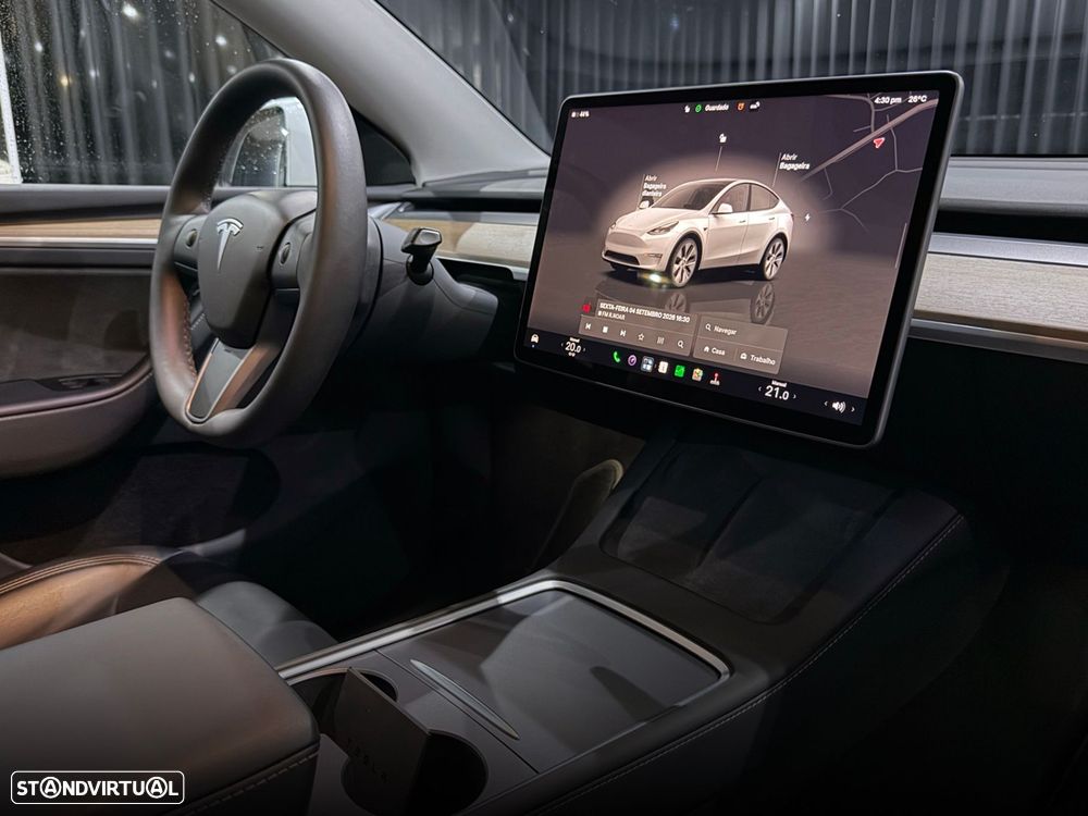 Tesla Model Y Long Range Dual Motor AWD - 34