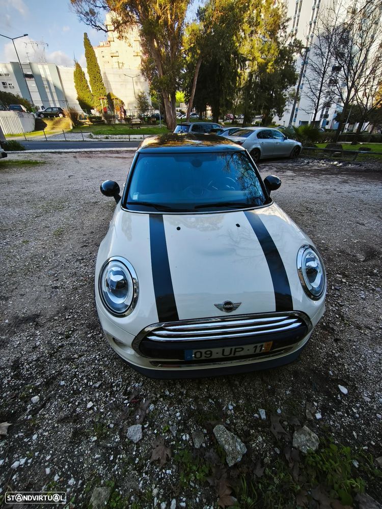 MINI 3 Portas Cooper D - 2