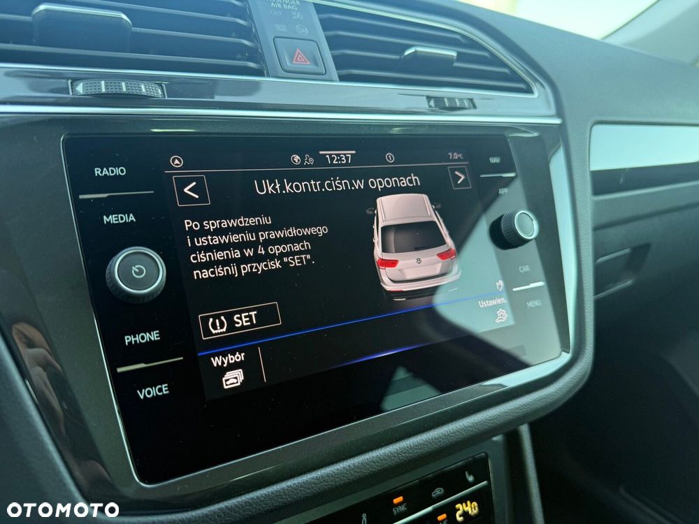 Volkswagen Tiguan - 31