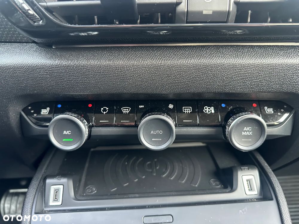 Citroën C4 1.2 mHEV Max eDCT6 - 19