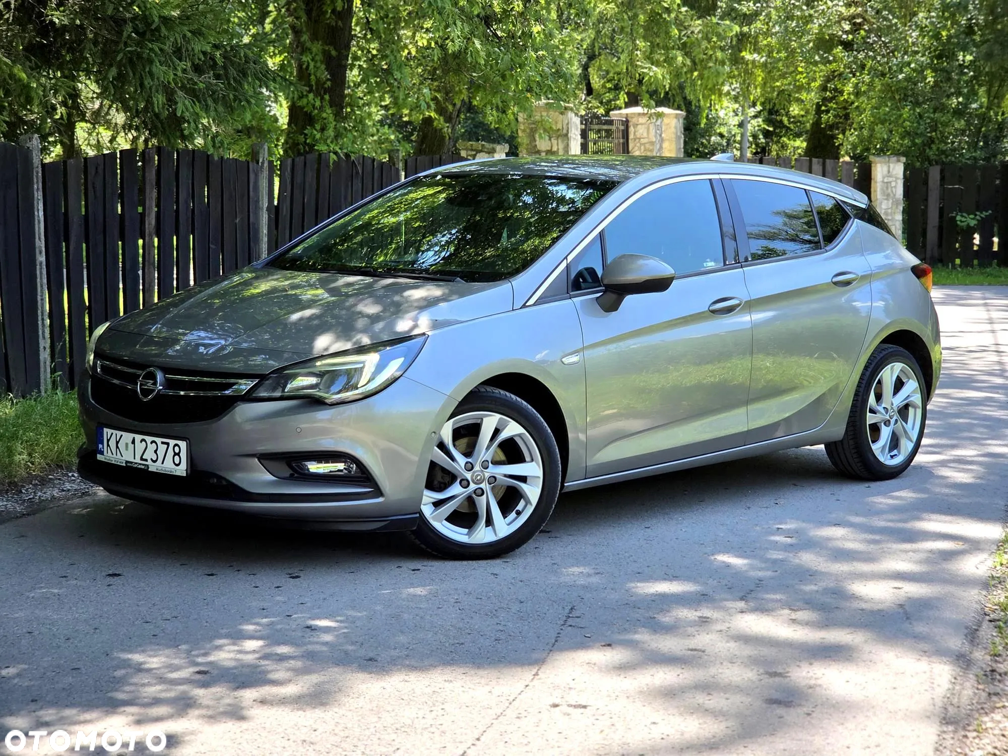 Opel Astra V 1.4 T Elite - 21