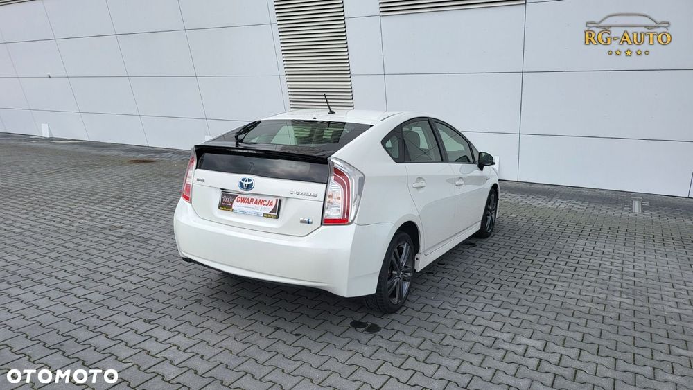 Toyota Prius - 9