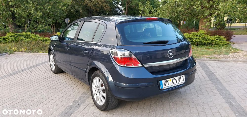 Opel Astra 1.8 Edition - 21