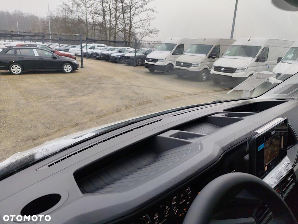 Volkswagen Crafter 35 furgon 140km 4490 - 19