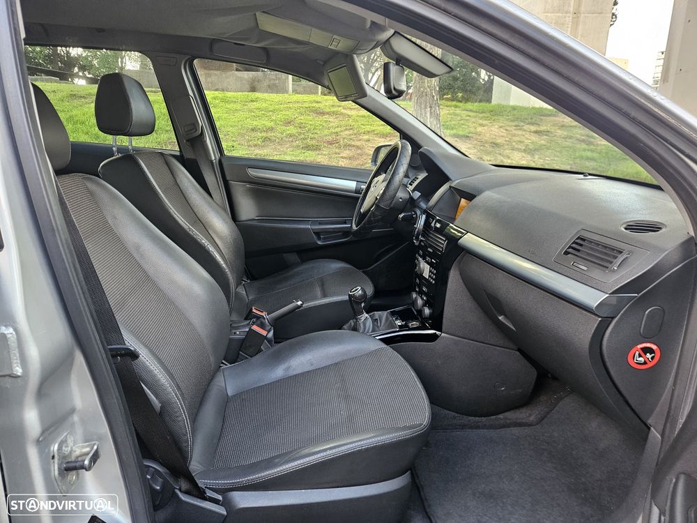 Opel Astra Caravan 1.7 CDTi Cosmo ecoFLEX - 4