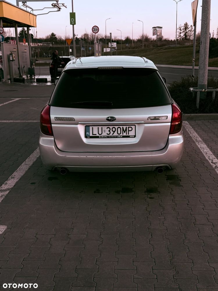 Subaru Legacy 2.5i AT - 2