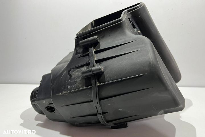 Carcasa filtru aer 4.2 TDI 4H0133823 Audi A8 D4/4H [2010 - 2014] - 2