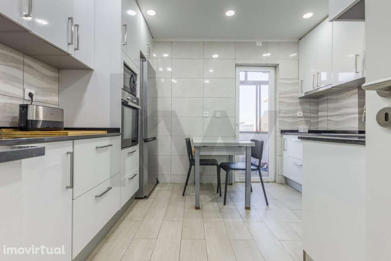 Apartamento T2 na Baixa da Banheira, Moita - Grande imagem: 2/18