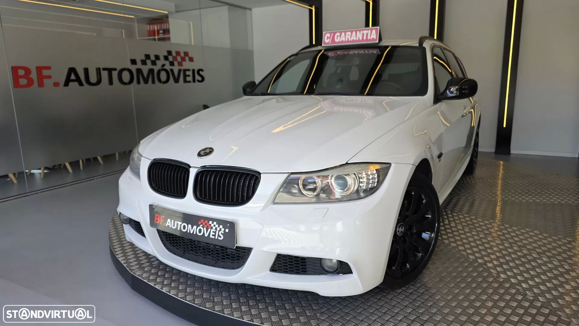 BMW 320 d Touring Pack M - 25