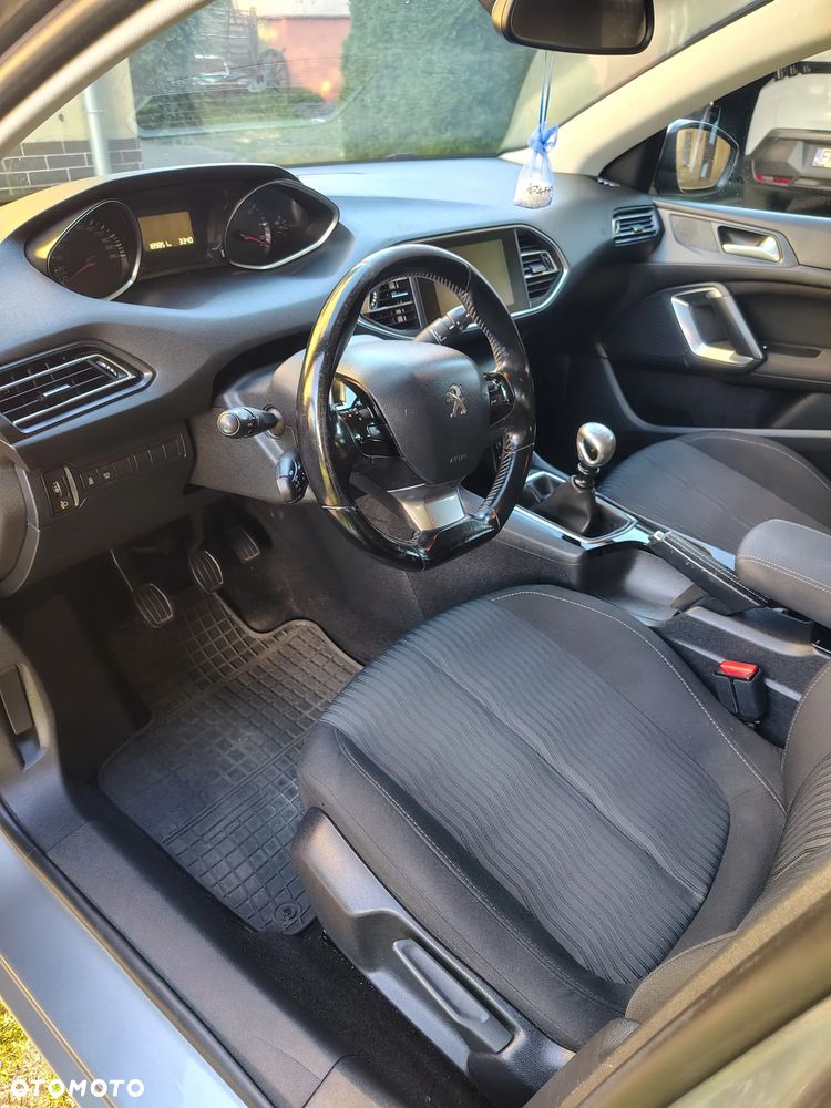 Peugeot 308 1.6 BlueHDi Active S&S - 10