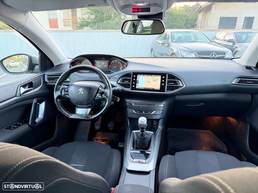 Peugeot 308 1.6 e-HDi Allure - 28