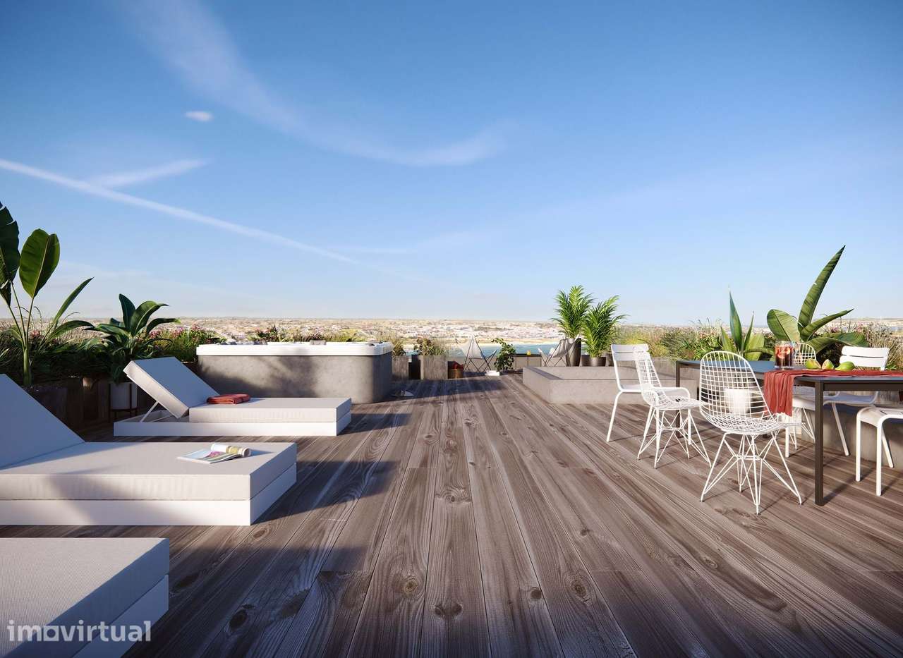 Espaço Comercial ou Moradia T5 Histórica | Palácio Santa Isabel, Porti - Grande imagem: 4/10