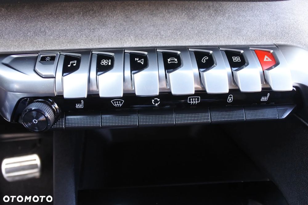 Peugeot 5008 2.0 BlueHDI GT S&S EAT8 - 18