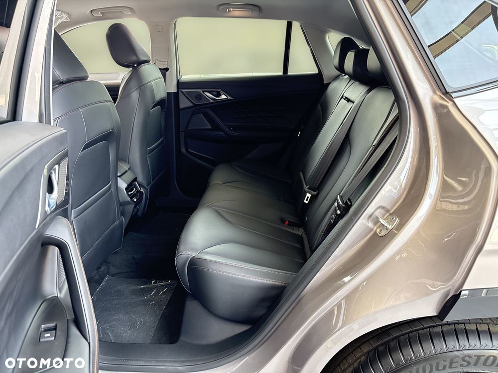 MG HS 1.5T HEV+ Exclusive - 11