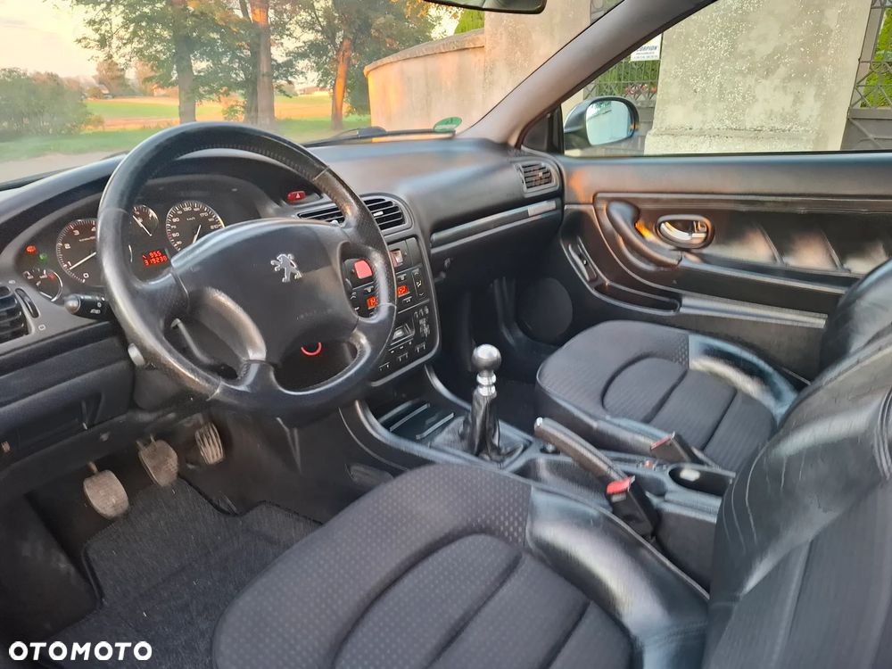 Peugeot 406 2.2 - 10