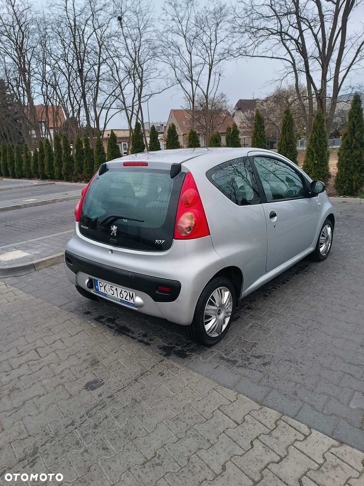 Peugeot 107 - 6